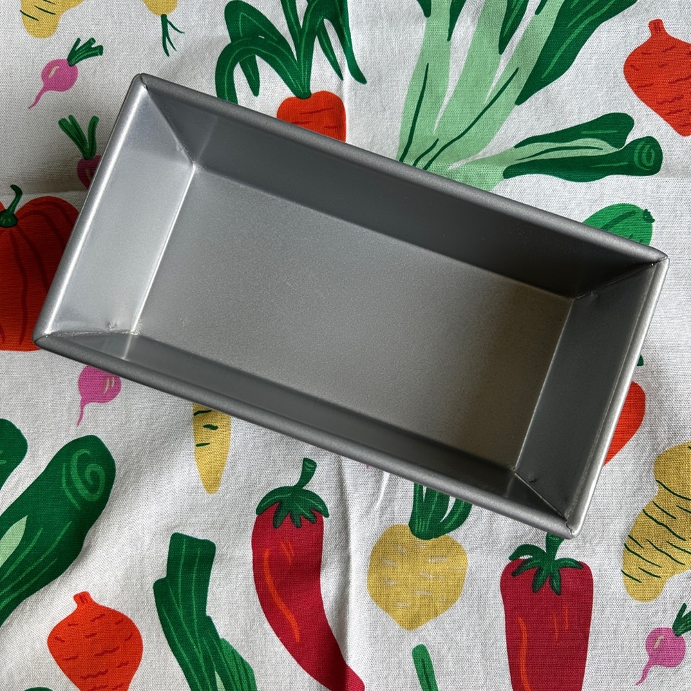 NEW Baker's Lane 1 lb. Aluminized Steel Bread Loaf Pan